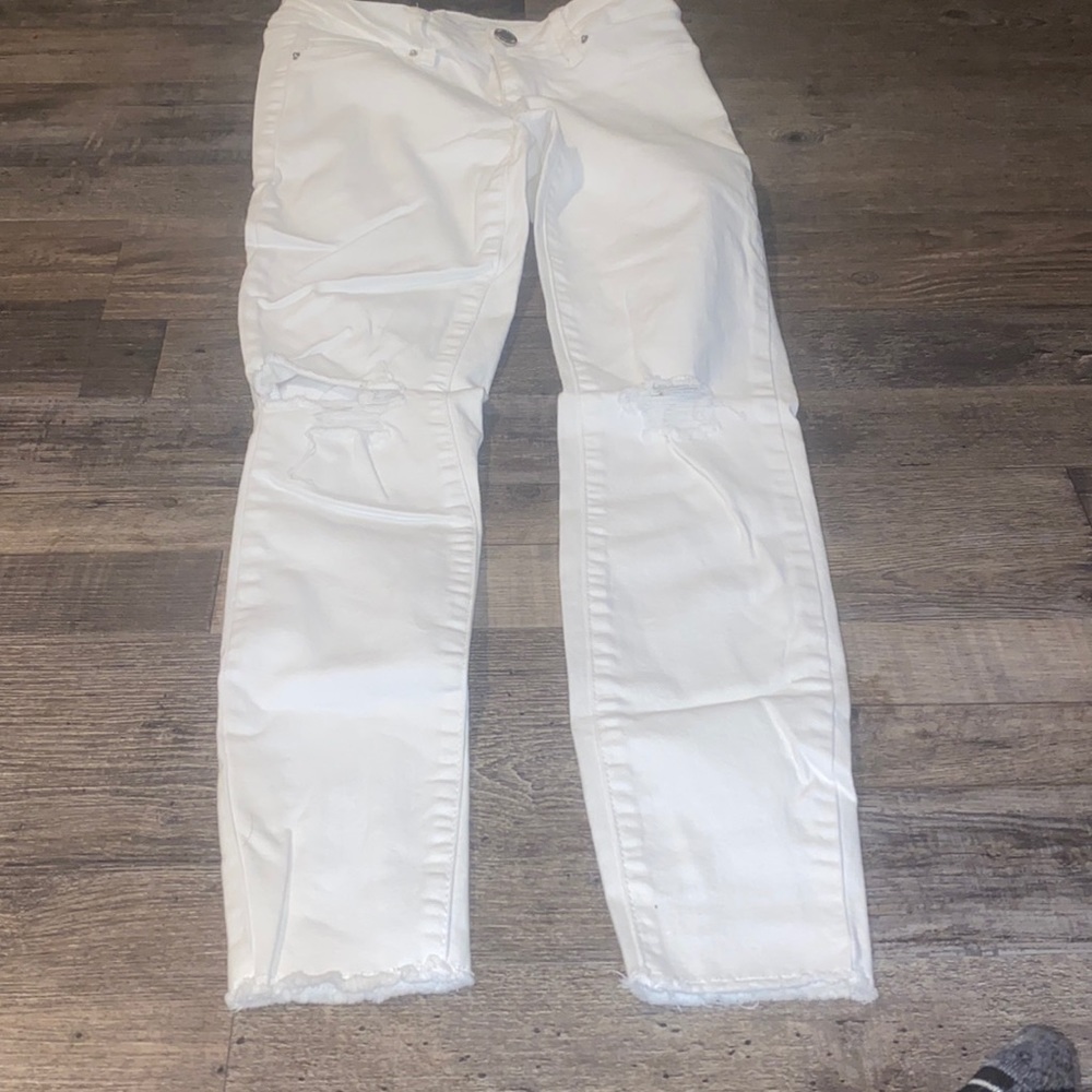 Distressed White YMI Jeans Sz 3